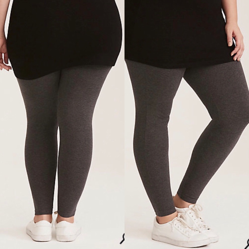 🎉 Sale!! 🛍.  Torrid Dark Grey Leggings